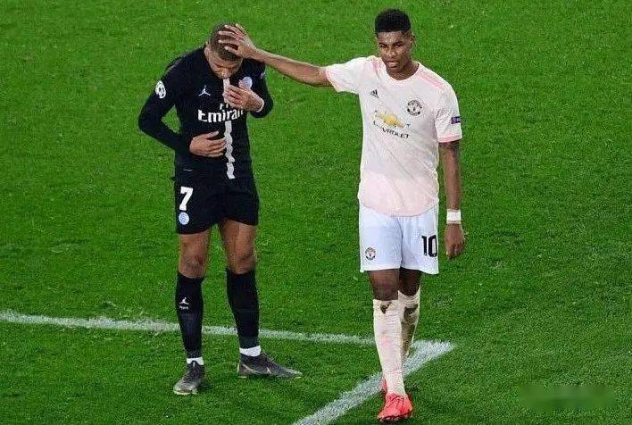  曼联租借妖星爆发，独造三球击退布伦特福德  