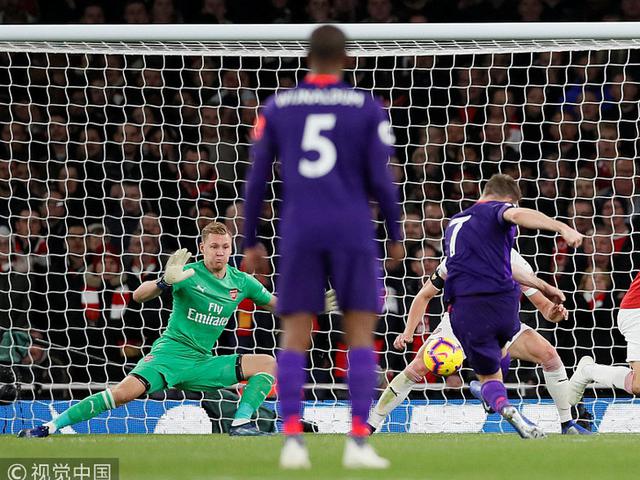  阿森纳补时绝平利物浦双红会握手言和